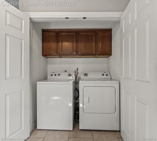 1797 E Marshall Street, Ferndale, MI 48220