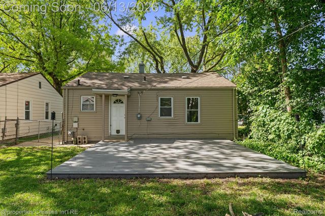 1797 E Marshall Street, Ferndale, MI 48220