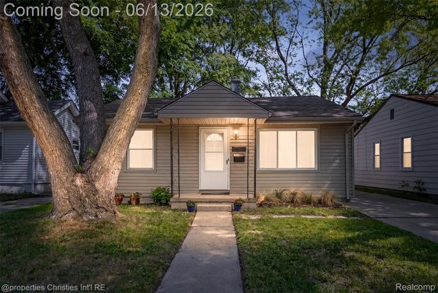 1797 E Marshall Street, Ferndale, MI 48220
