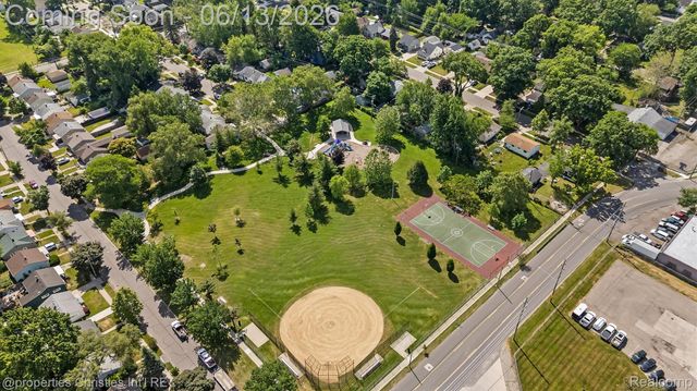1797 E Marshall Street, Ferndale, MI 48220