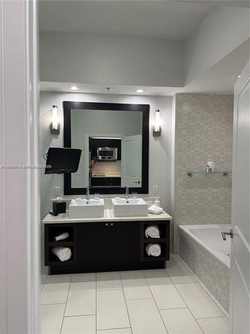 5300 NW 87th 1007, Doral, FL 33178
