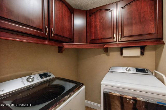11607 Creekside Cove, Gulfport, MS 39503