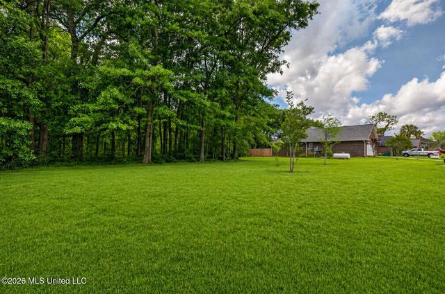 11607 Creekside Cove, Gulfport, MS 39503