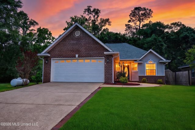 11607 Creekside Cove, Gulfport, MS 39503