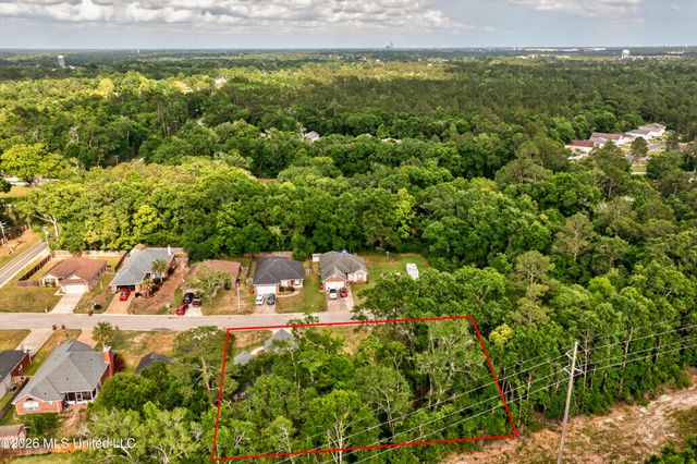 11607 Creekside Cove, Gulfport, MS 39503