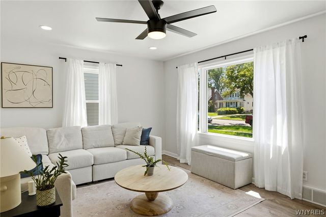 99 Westchester Boulevard, Tonawanda, NY 14217