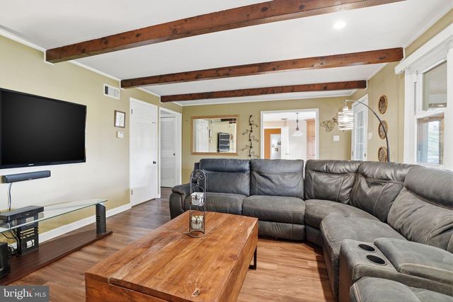 165 W JULIANNA DR, Southampton, PA 18966