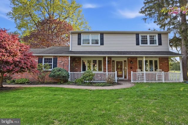 165 W JULIANNA DR, Southampton, PA 18966