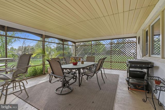 165 W JULIANNA DR, Southampton, PA 18966