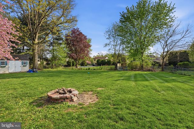 165 W JULIANNA DR, Southampton, PA 18966