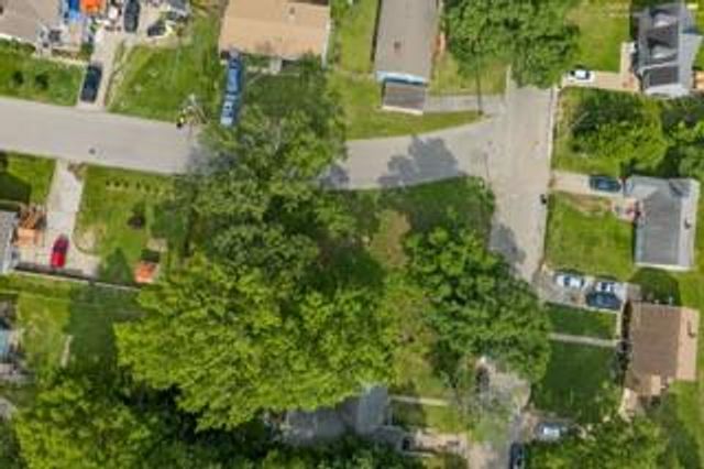 5116 E 40th Street, Kansas City, MO 64130