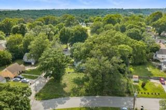 5116 E 40th Street, Kansas City, MO 64130