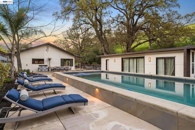 4725 MORGAN TERRITORY ROAD, Clayton, CA 94517