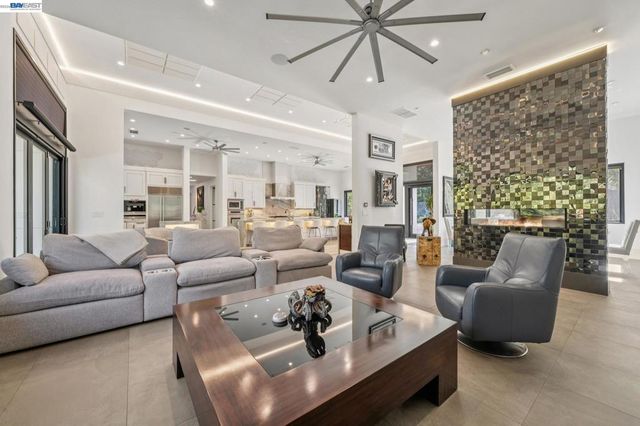 4725 MORGAN TERRITORY ROAD, Clayton, CA 94517