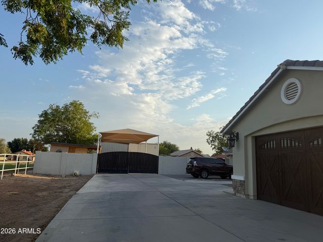 5502 N 105TH Lane, Glendale, AZ 85307
