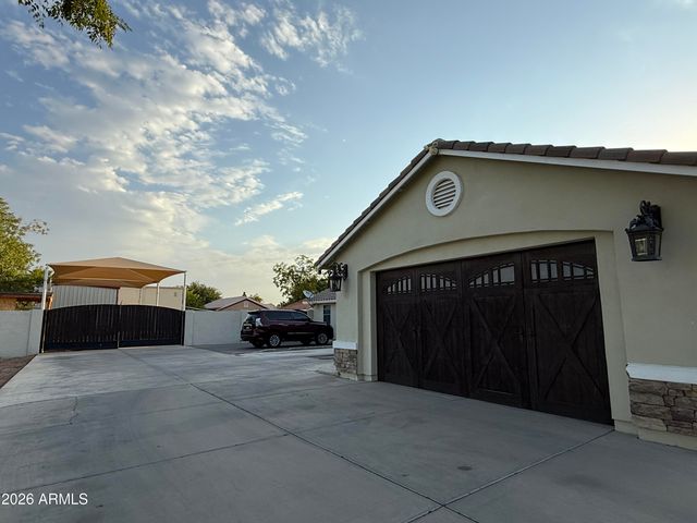 5502 N 105TH Lane, Glendale, AZ 85307