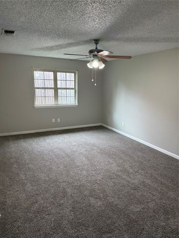 4608 Elm Tree Court, Arlington, TX 76017
