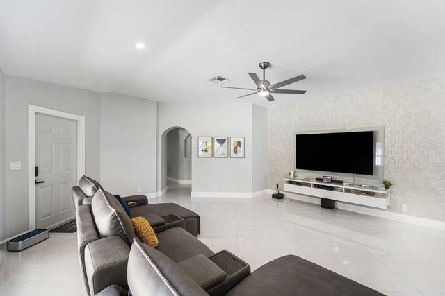 4908 Lombard Pass Drive, Lake Worth, FL 33463