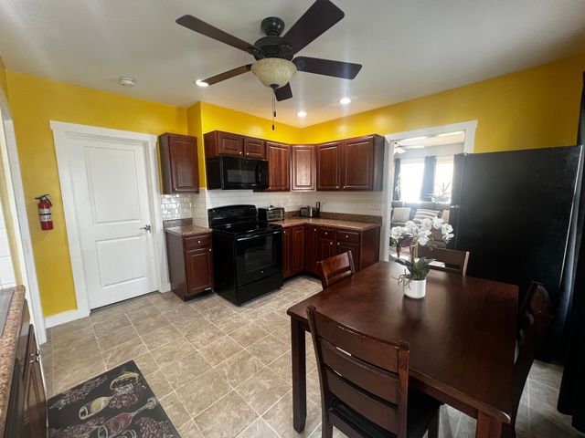 195 Broad Street 1, North Attleboro, MA 02760