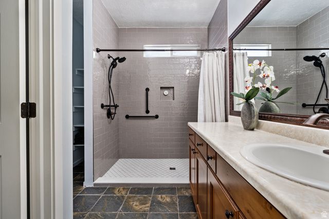 11508 S HARVEST RAIN AVE, South Jordan, UT 84009