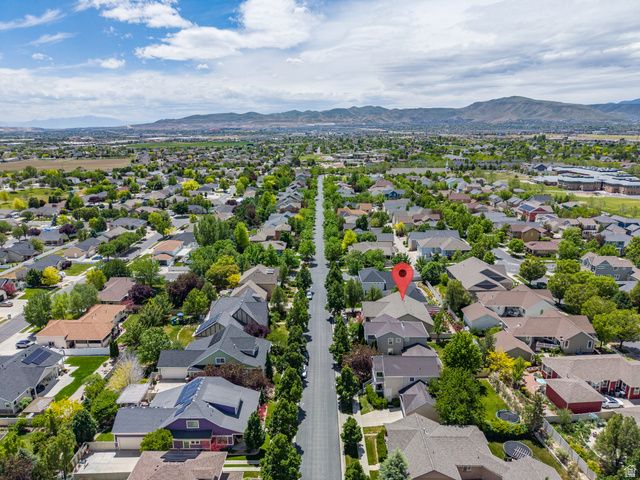 11508 S HARVEST RAIN AVE, South Jordan, UT 84009