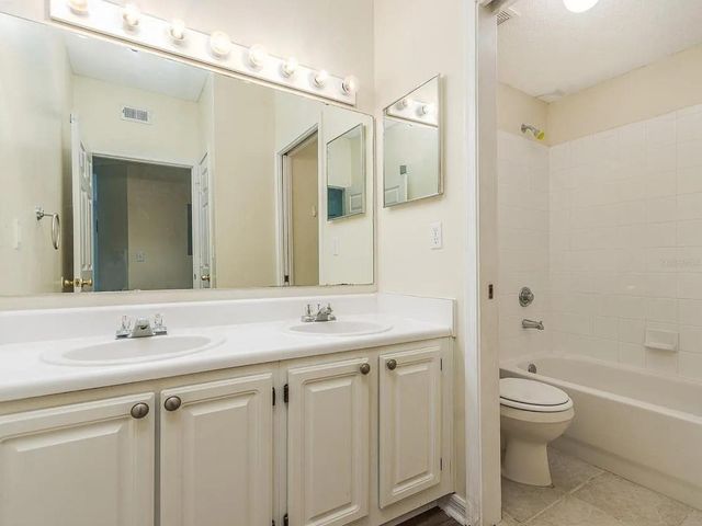10000 SW 52ND AVENUE 99, Gainesville, FL 32608