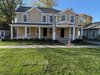 627 River Unit: 4, Ypsilanti, MI 48198