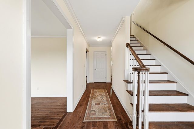 68 Camelot Drive, Huntington, WV 25705