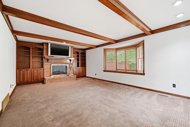 68 Camelot Drive, Huntington, WV 25705