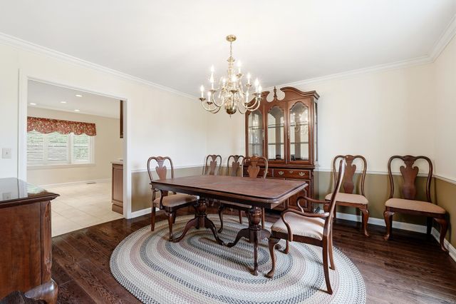 68 Camelot Drive, Huntington, WV 25705