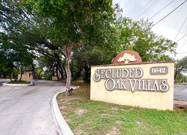 8642 Fredericksburg Rd Apt 701, San Antonio, TX 78240