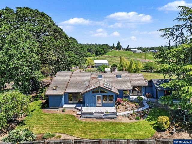 10725 Oak Dr SE, Salem, OR 97306