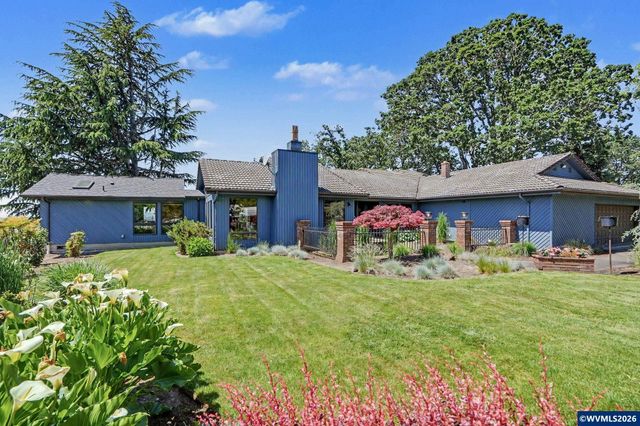 10725 Oak Dr SE, Salem, OR 97306