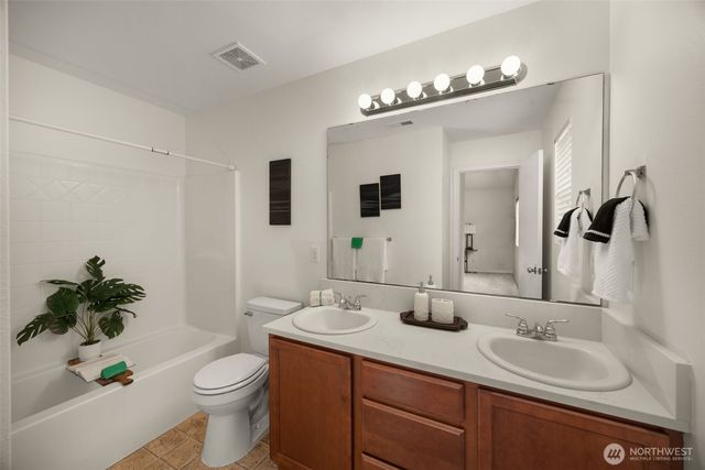 19015 25th Drive SE, Bothell, WA 98012