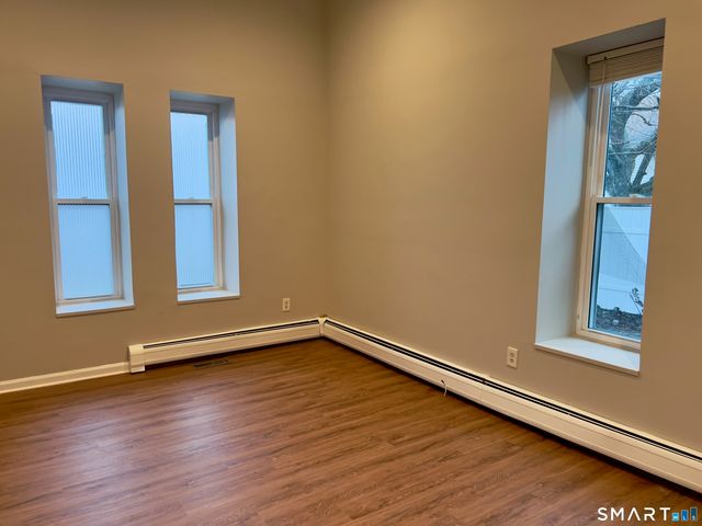 300-302 Soundview Avenue, Fairfield, CT 06825