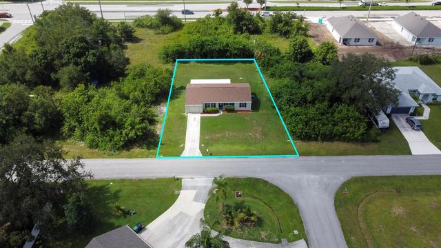 610 NW Billiar Avenue, Port St. Lucie, FL 34983