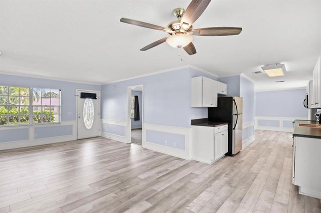 610 NW Billiar Avenue, Port St. Lucie, FL 34983