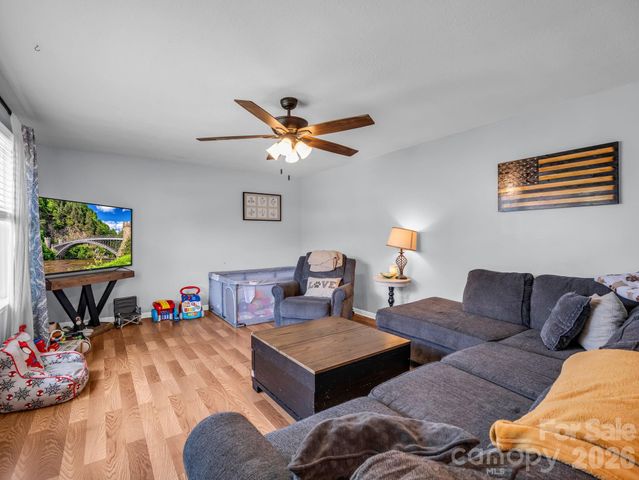 1206 Wyanoke Avenue, Shelby, NC 28152