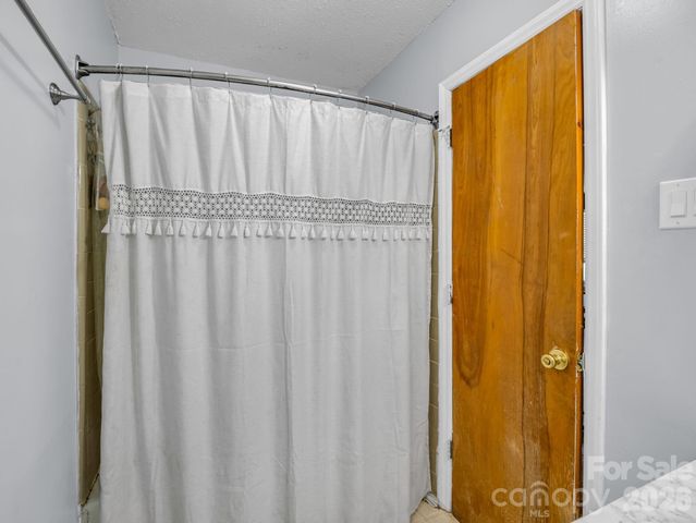 1206 Wyanoke Avenue, Shelby, NC 28152