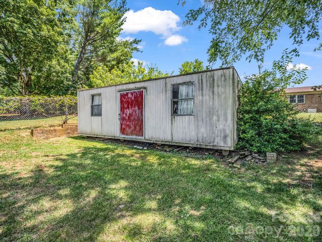 1206 Wyanoke Avenue, Shelby, NC 28152