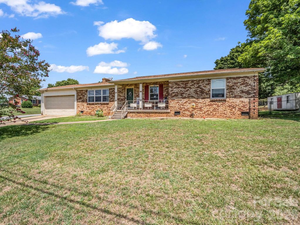 1206 Wyanoke Avenue, Shelby, NC 28152