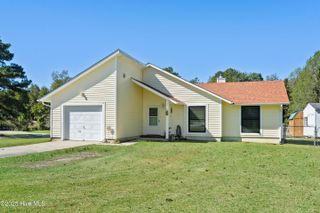100 Natalie Lane, Hubert, NC 28539