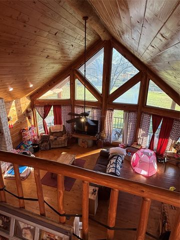 10857 County Road 4718, Larue, TX 75770