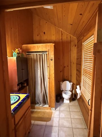 10857 County Road 4718, Larue, TX 75770