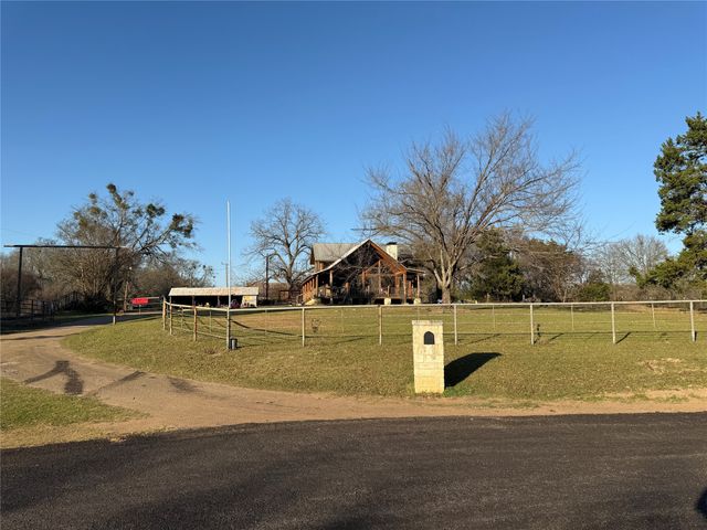 10857 County Road 4718, Larue, TX 75770