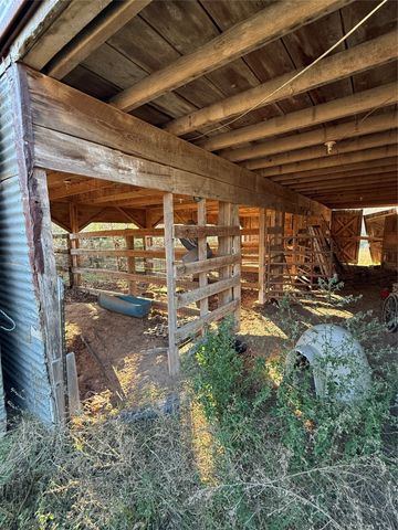 10857 County Road 4718, Larue, TX 75770