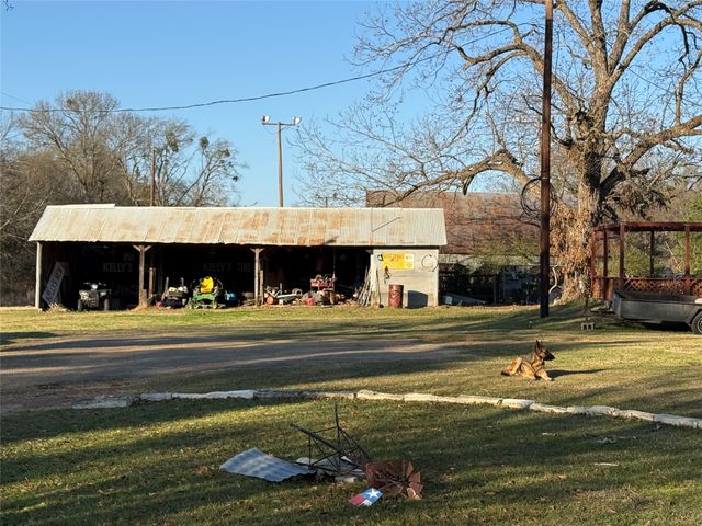 10857 County Road 4718, Larue, TX 75770