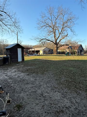 10857 County Road 4718, Larue, TX 75770