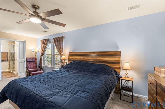 325 Taylor Farm Ln, Sandston, VA 23150