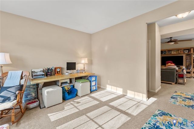 325 Taylor Farm Ln, Sandston, VA 23150